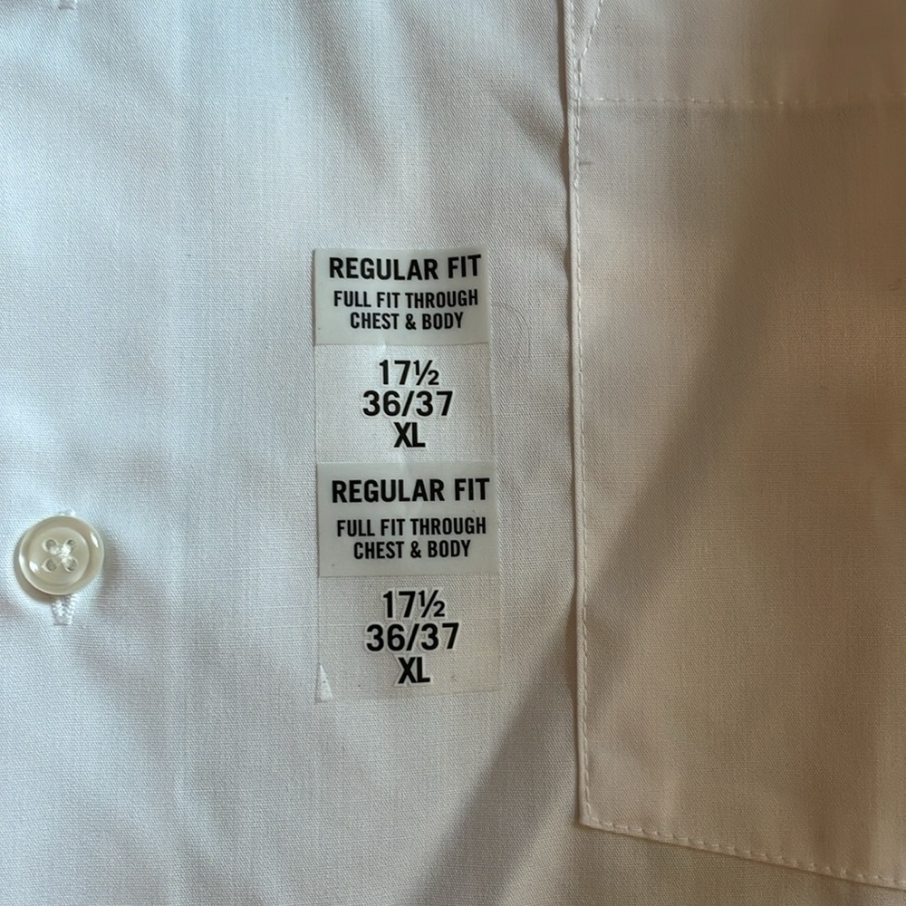 Van Heusen Long Sleeve Dress Shirt. Regular Fit. 17 1/2 x 36/37 - Picture 6 of 9